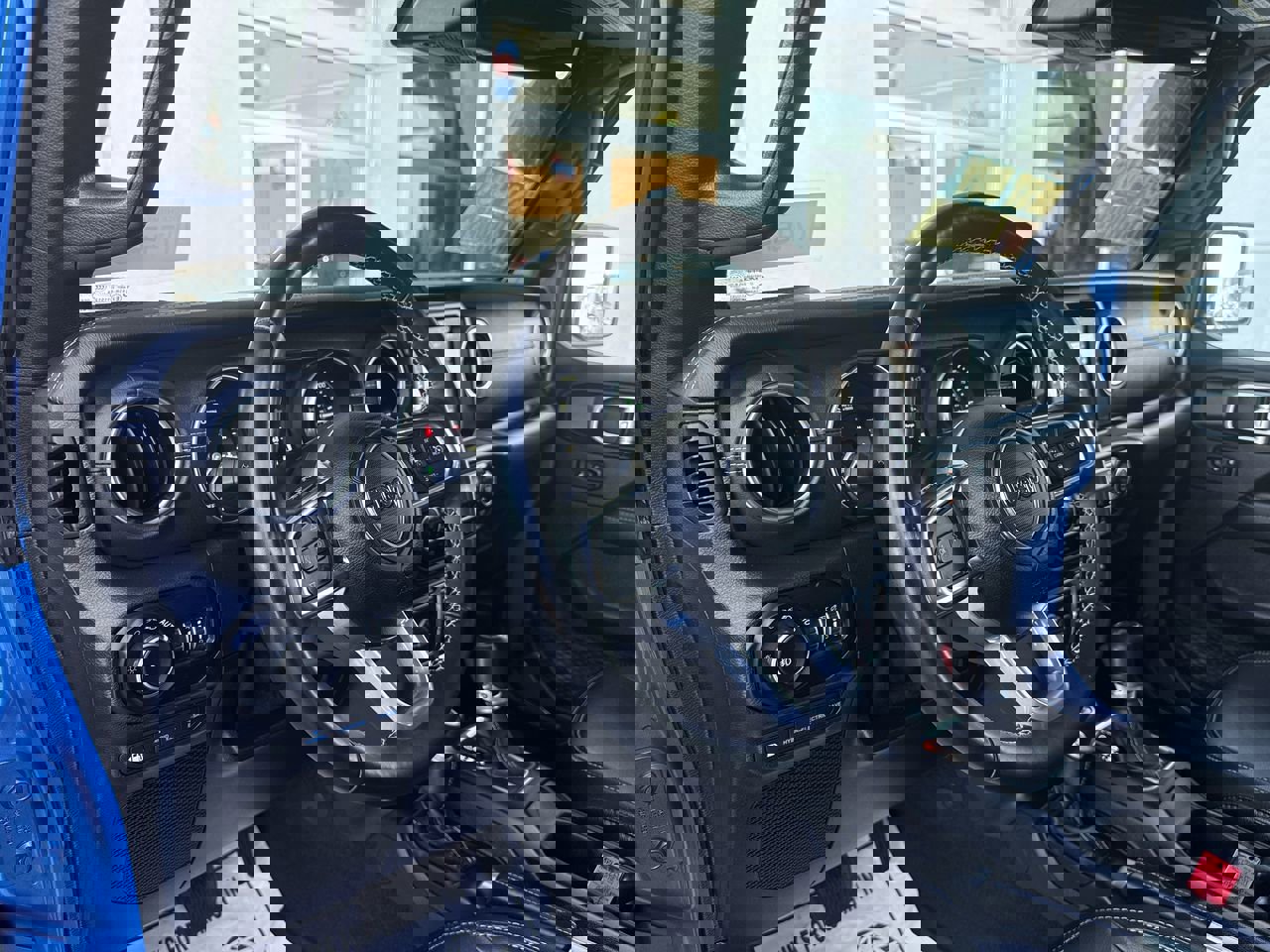 Used 2021 Jeep Wrangler Unlimited Sahara w/ Cold Weather Group image 9