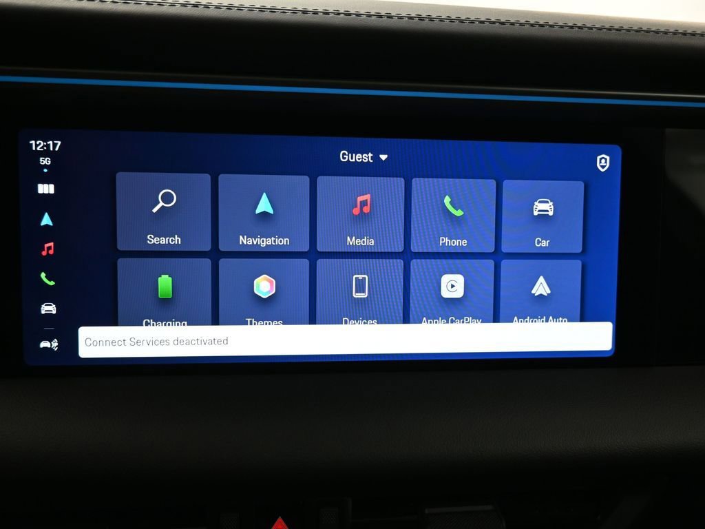 Certified 2024 Porsche Macan 4 Electric image 9