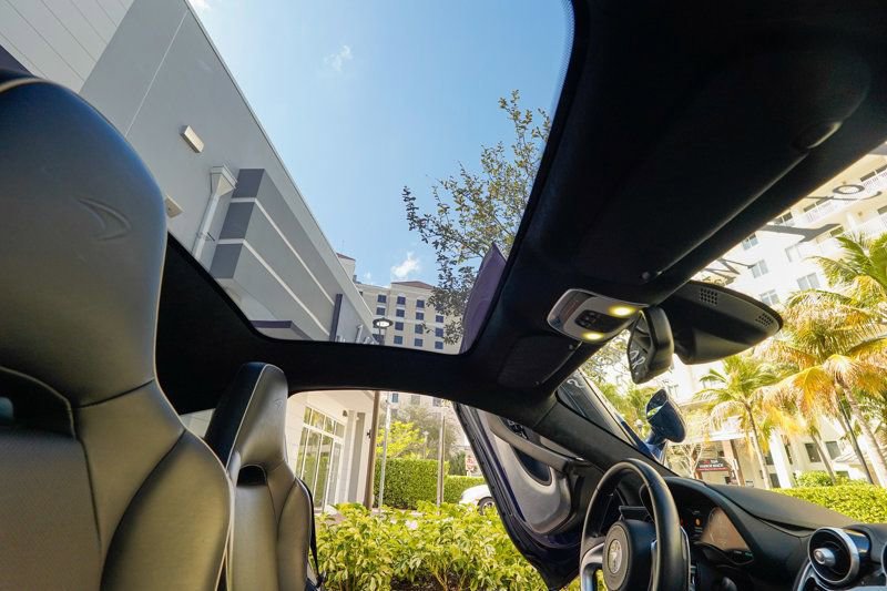 Used 2023 McLaren GT image 87