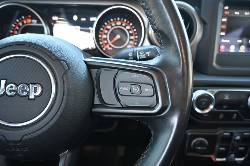 Used 2021 Jeep Gladiator Sport image 7