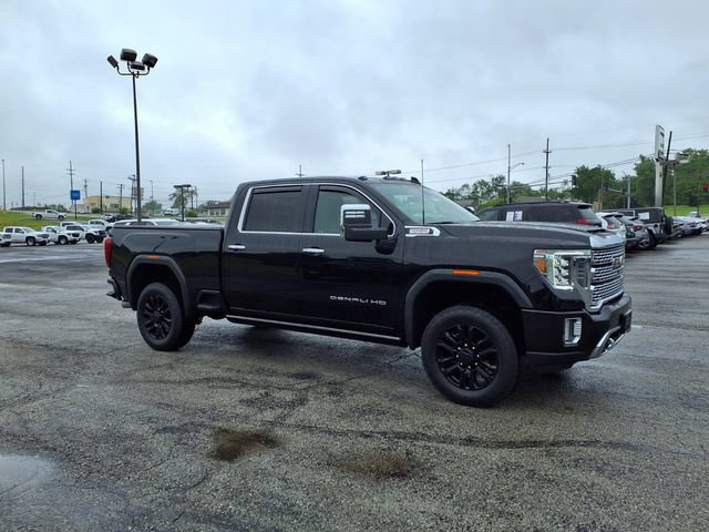 Used 2021 GMC Sierra 2500 Denali w/ Denali Black Diamond Edition AWD/4WD image 9