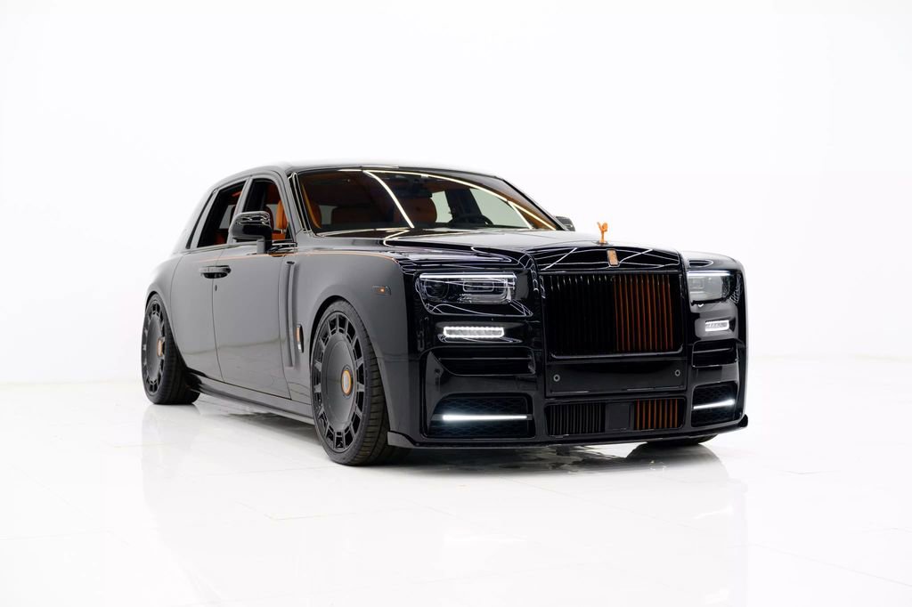 Used 2024 Rolls-Royce Phantom Sedan w/ The Phantom Package image 3