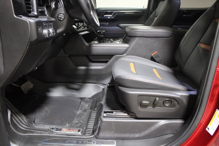 Used 2024 GMC Sierra 1500 AT4 w/ Technology Package image 21