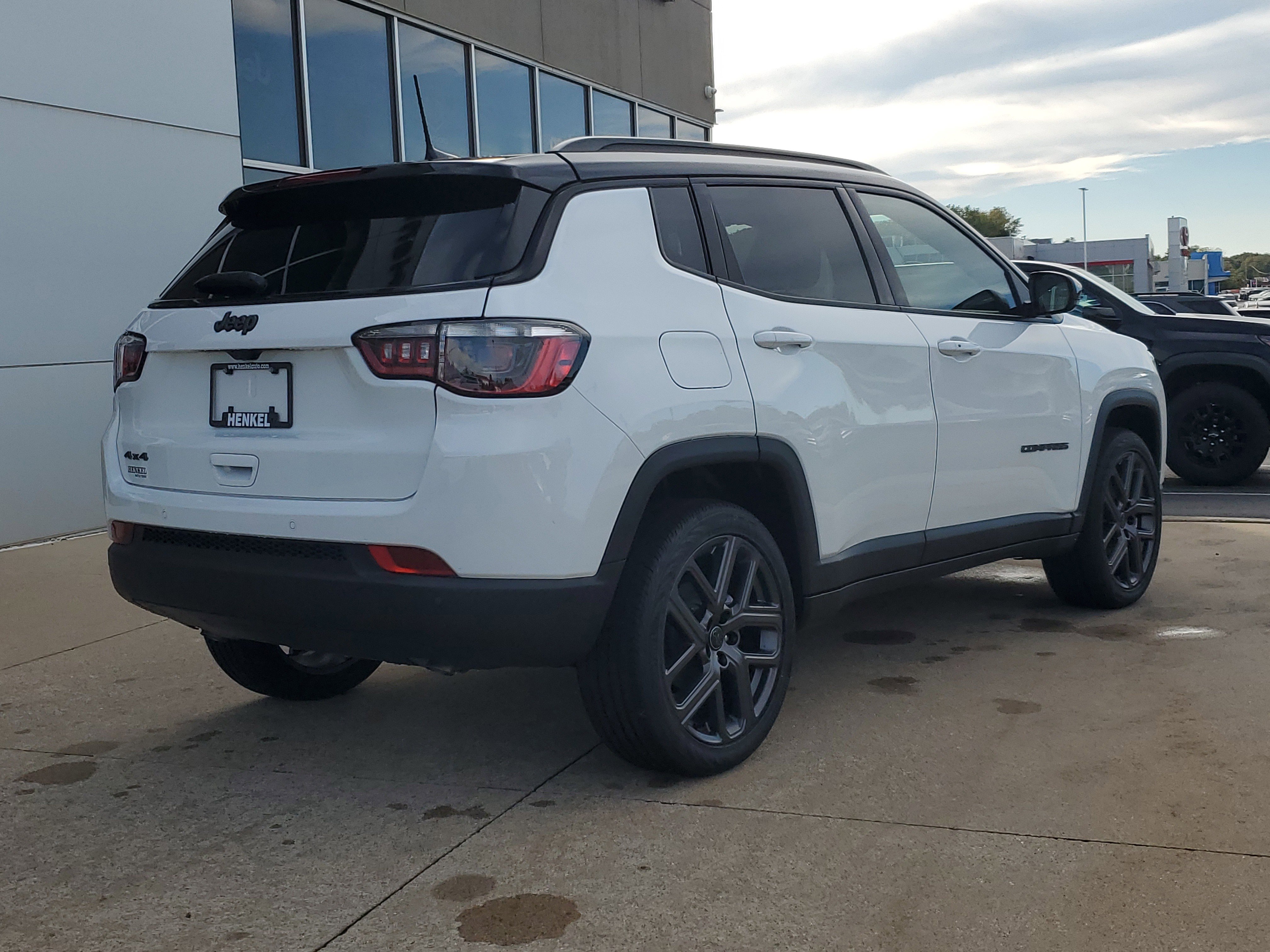 New 2026 Jeep Compass Limited image 4