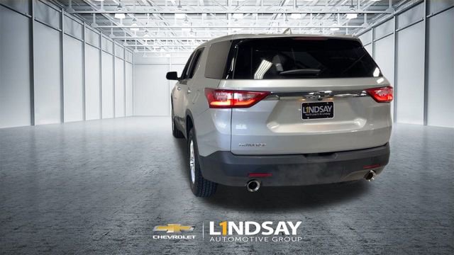 Used 2021 Chevrolet Traverse LS image 8