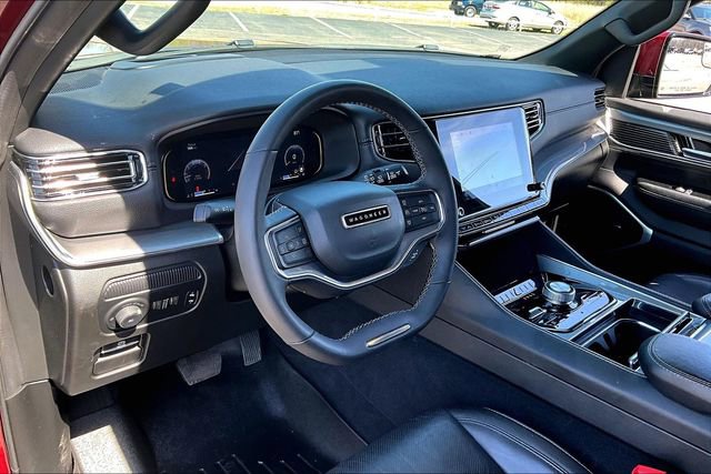 Used 2022 Jeep Wagoneer Series III AWD/4WD image 17