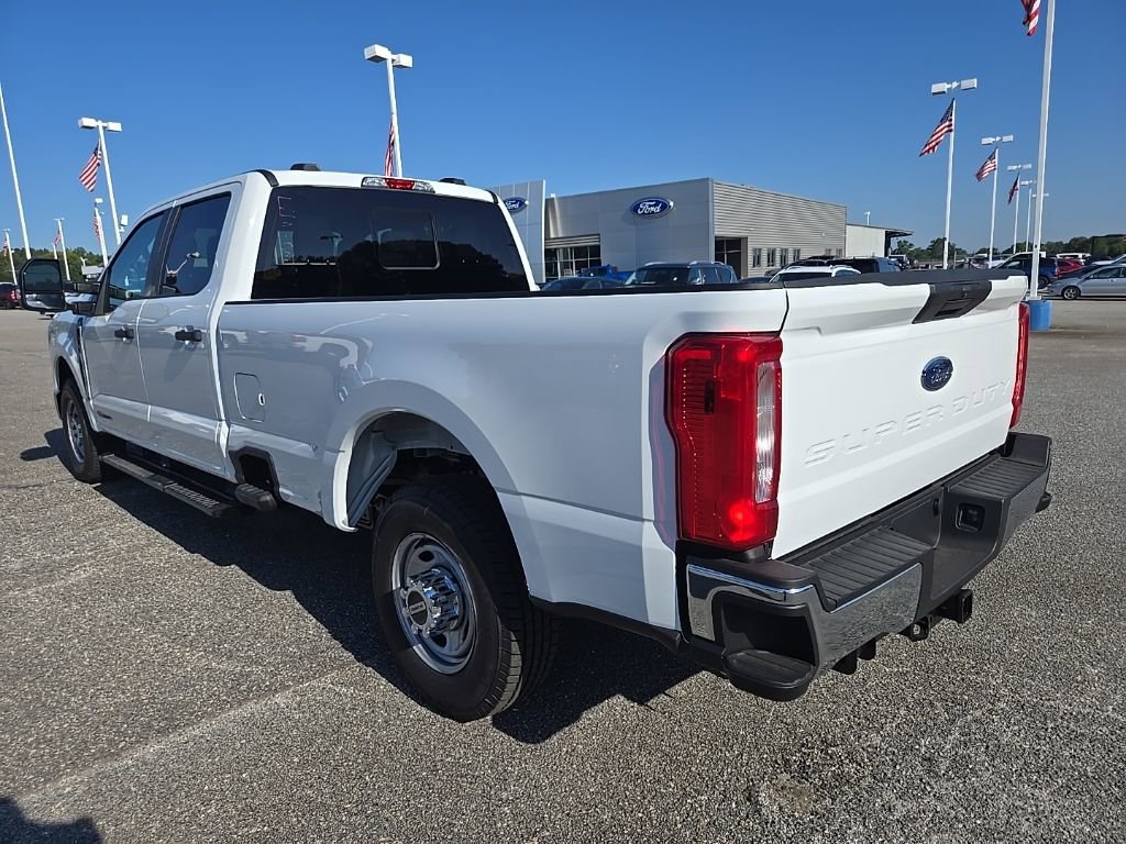 New 2026 Ford F350 XL image 7