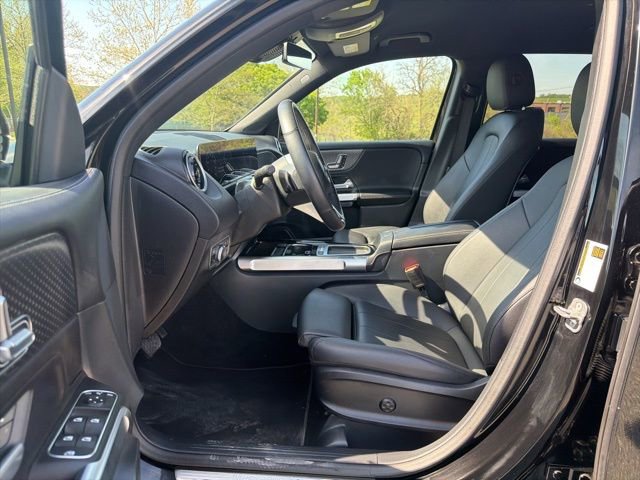 Used 2025 Mercedes-Benz GLB 250 image 13