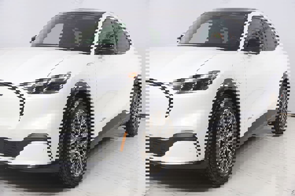 Used 2024 Ford Mustang Mach-E Premium image 55