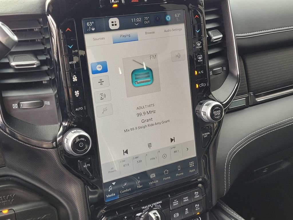 Used 2024 RAM 2500 Limited image 22