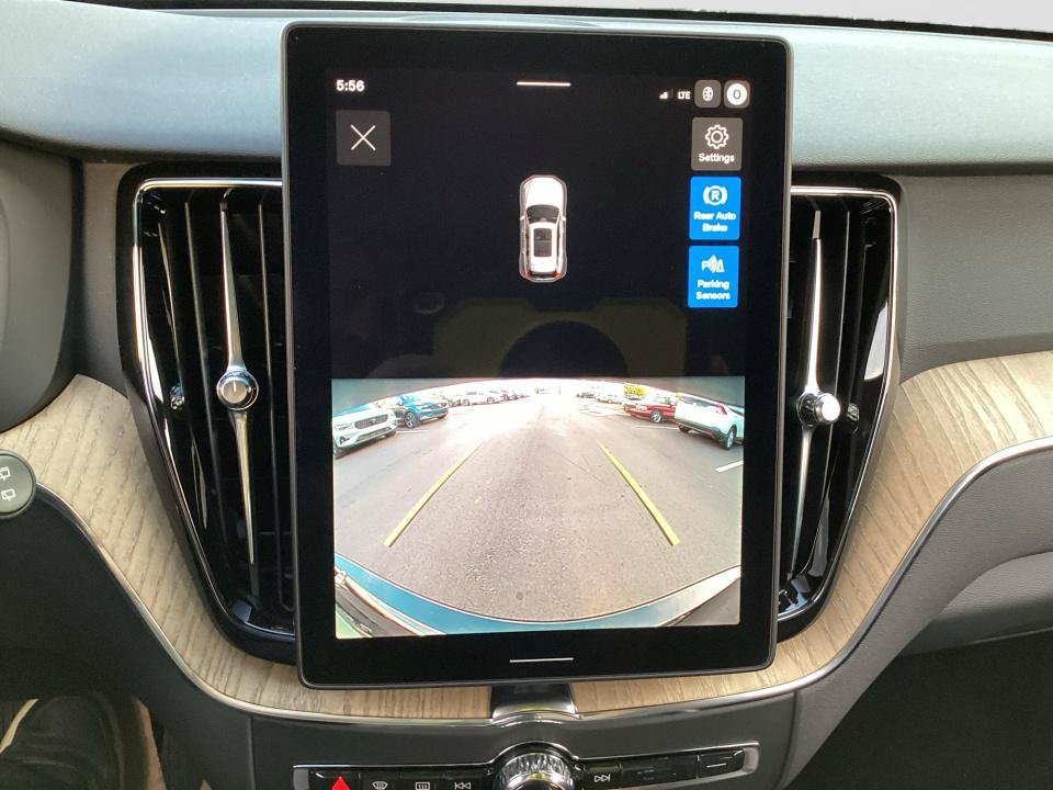 New 2027 Volvo XC60 B5 Core AWD/4WD image 19