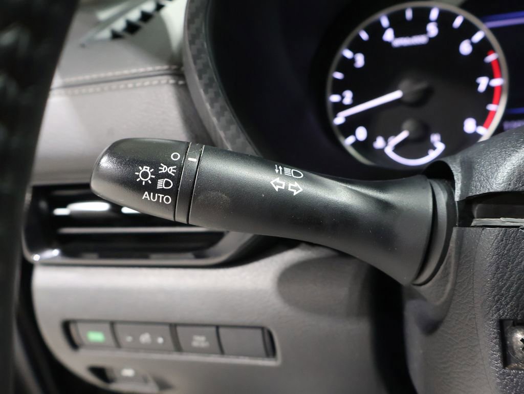 Used 2020 Nissan Sentra SV w/ Electronics Package image 34