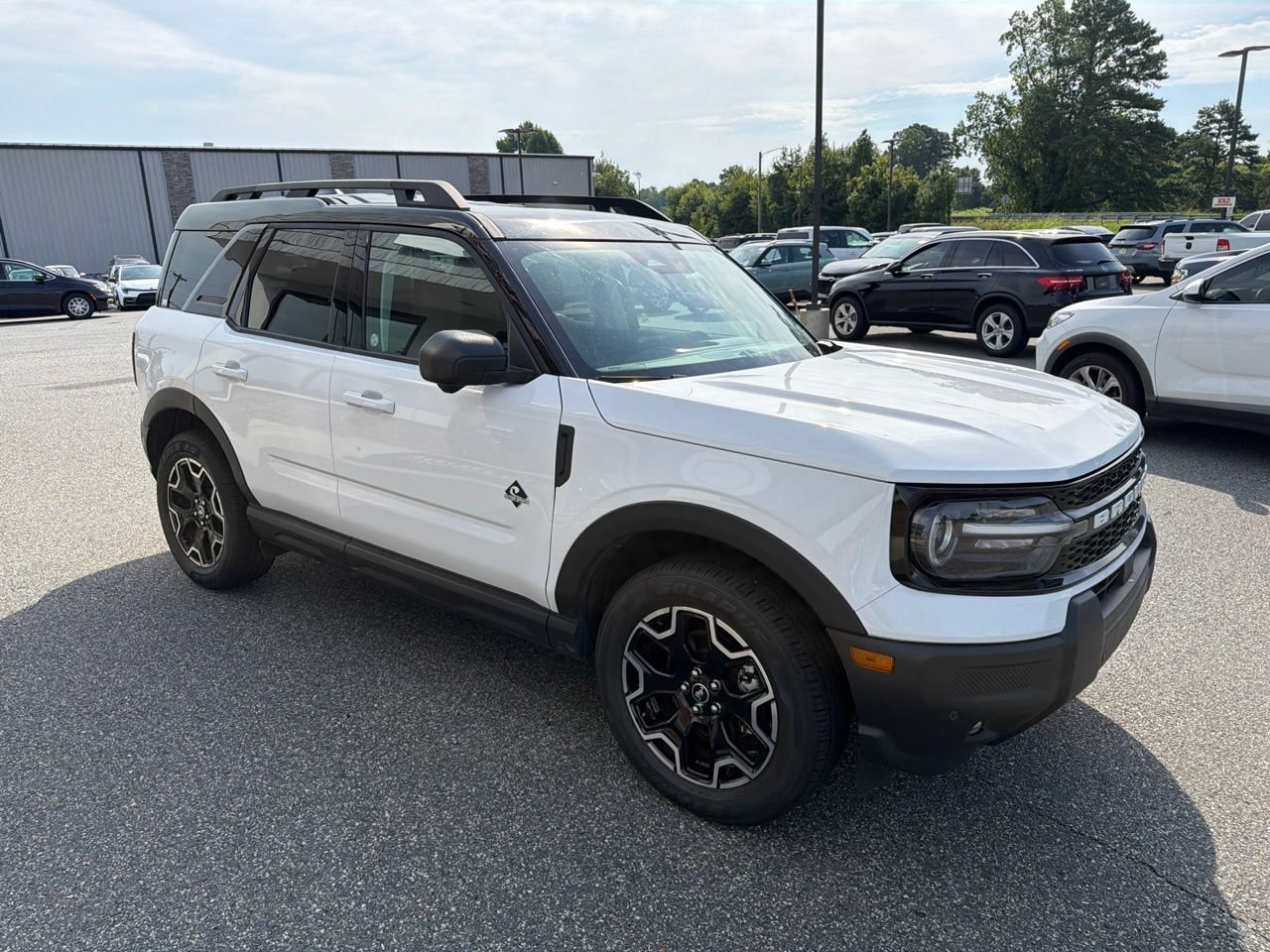 Used 2025 Ford Bronco Sport Outer Banks w/ Outer Banks Tech Package+ AWD/4WD image 11