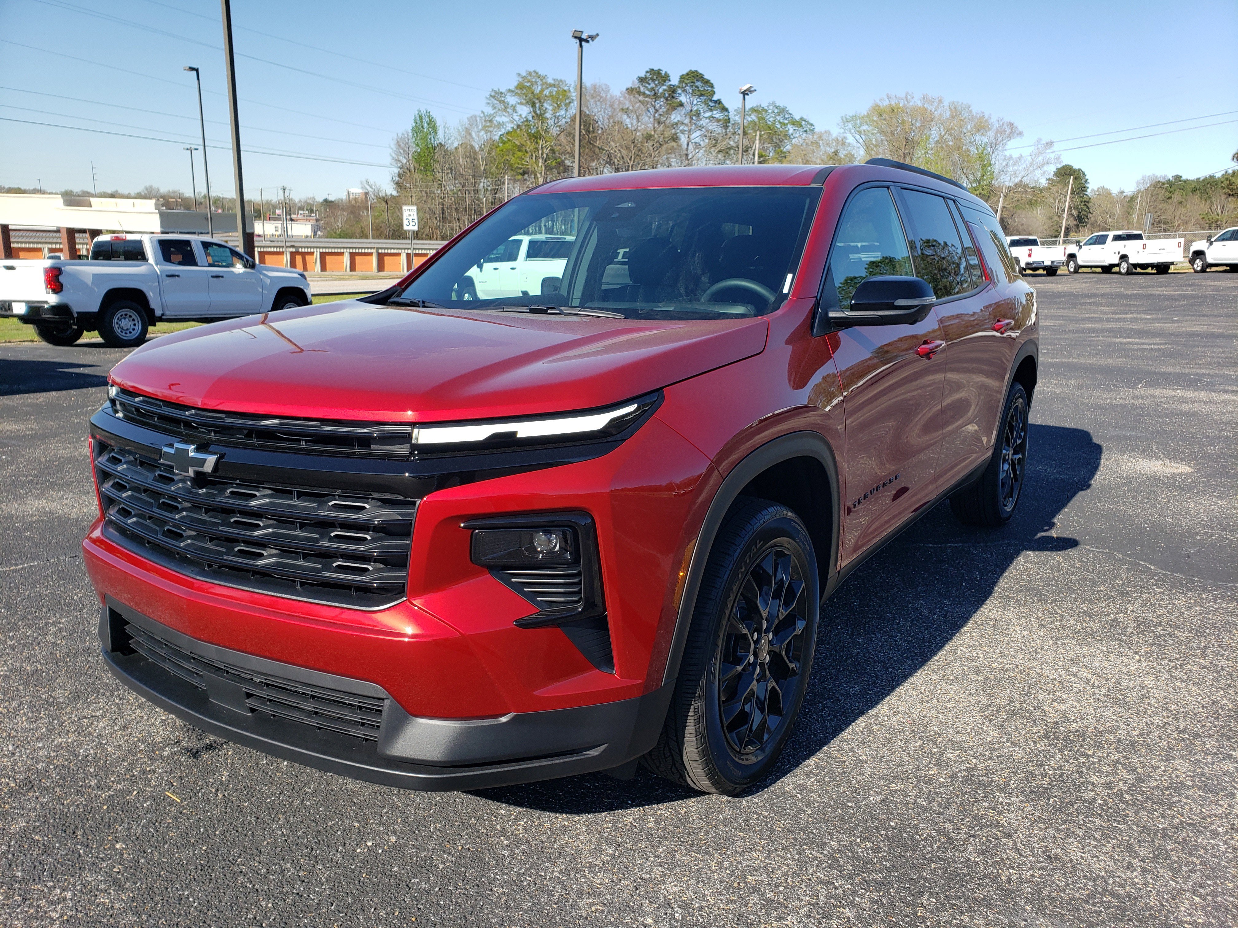New 2026 Chevrolet Traverse LT w/ Midnight/Sport Edition image 2