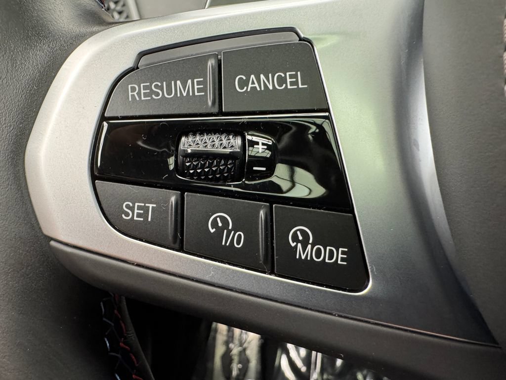 Used 2025 BMW X5 M60i AWD/4WD image 15