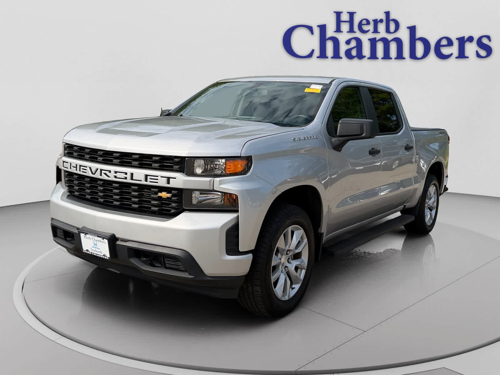 Used 2020 Chevrolet Silverado 1500 Custom w/ Trailering Package AWD/4WD image 10