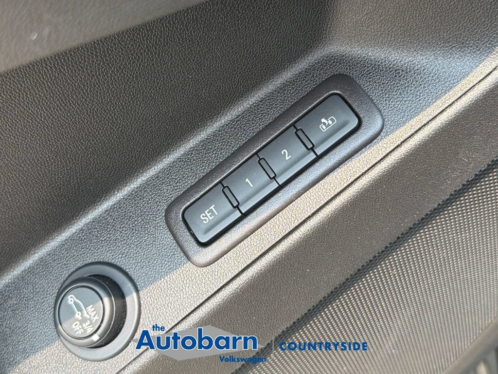 Used 2021 Chevrolet Equinox Premier AWD/4WD image 10