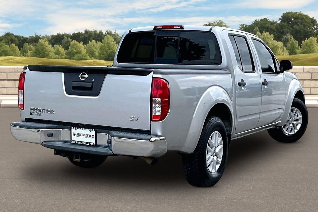 Used 2018 Nissan Frontier SV image 9