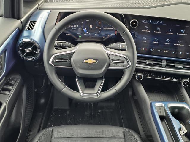 New 2026 Chevrolet Equinox EV LT AWD/4WD image 31