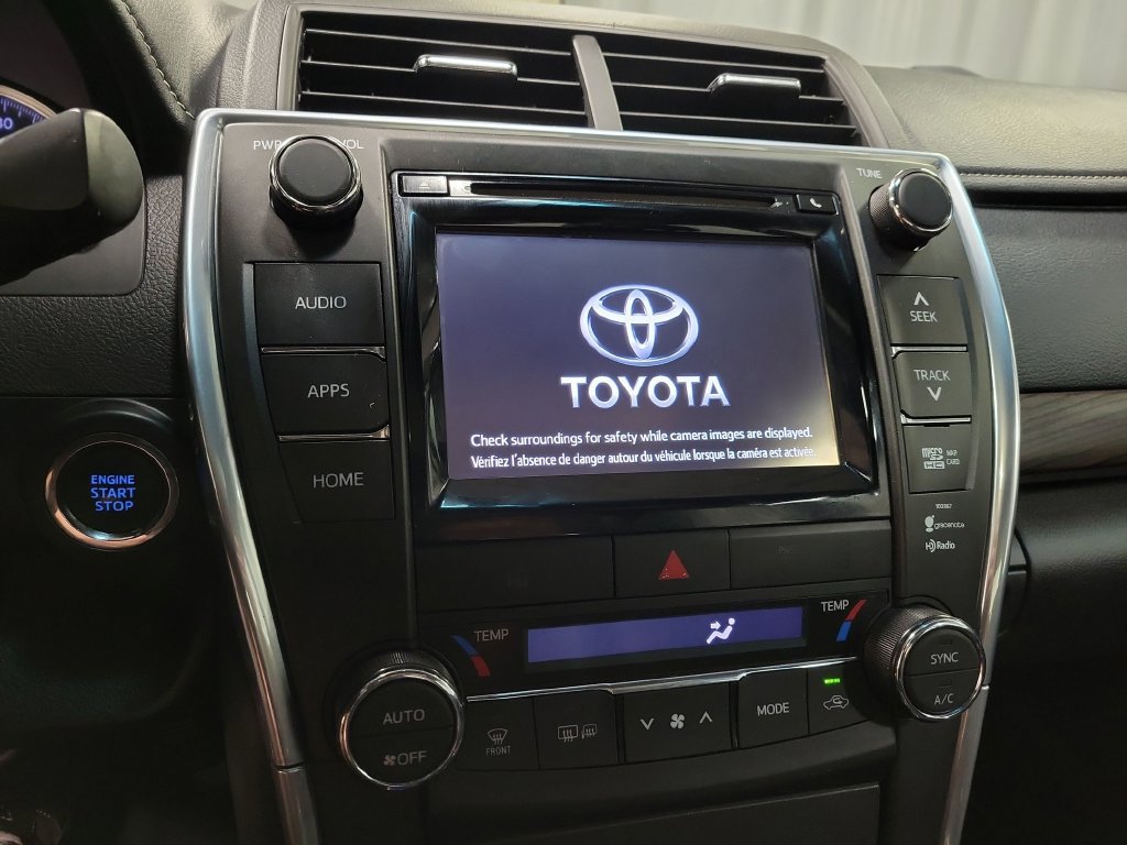 Used 2015 Toyota Camry XLE w/ Moonroof Package FWD image 20