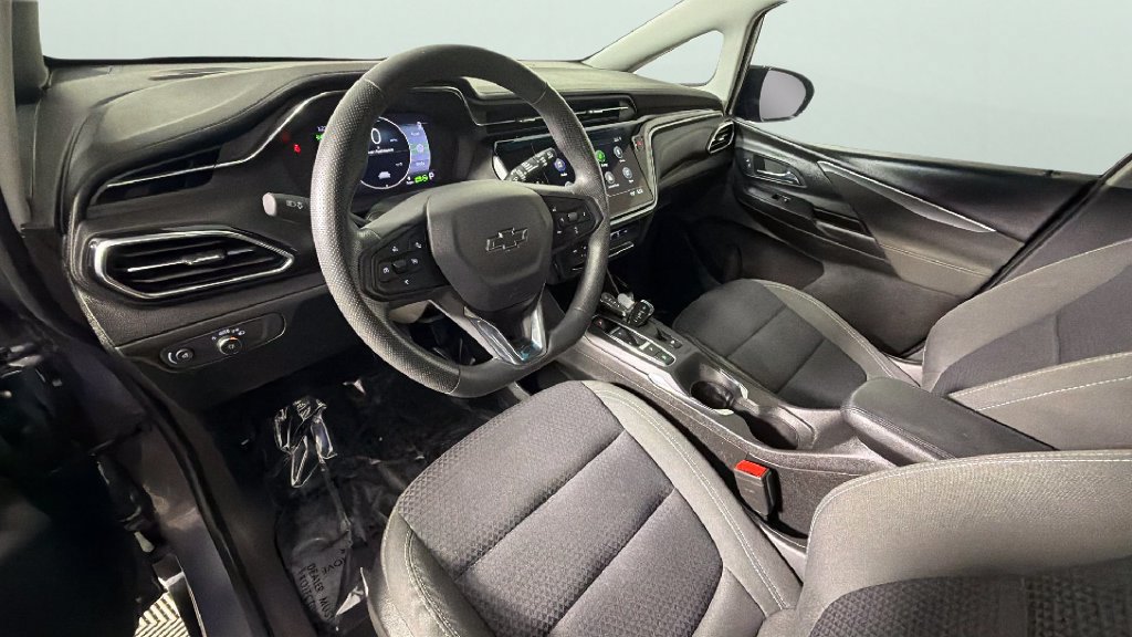 Certified 2023 Chevrolet Bolt LT w/ Driver Confidence Package FWD image 19