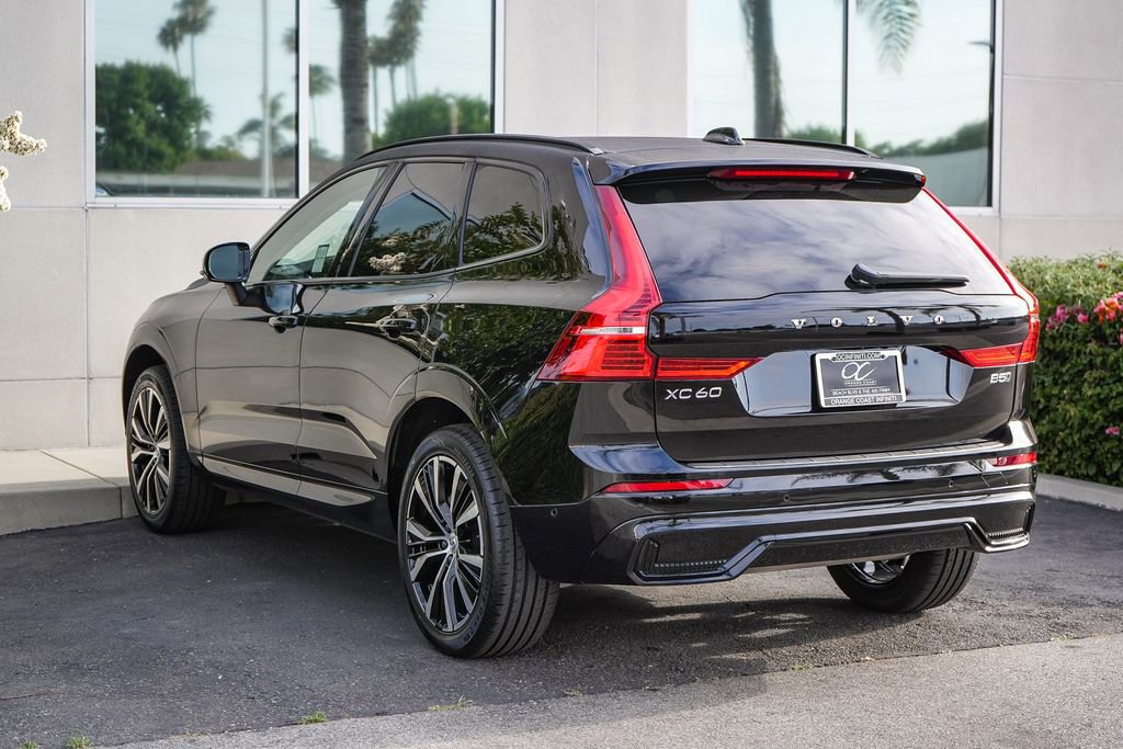 Used 2024 Volvo XC60 B5 Plus w/ Protection Package Premier AWD/4WD image 8
