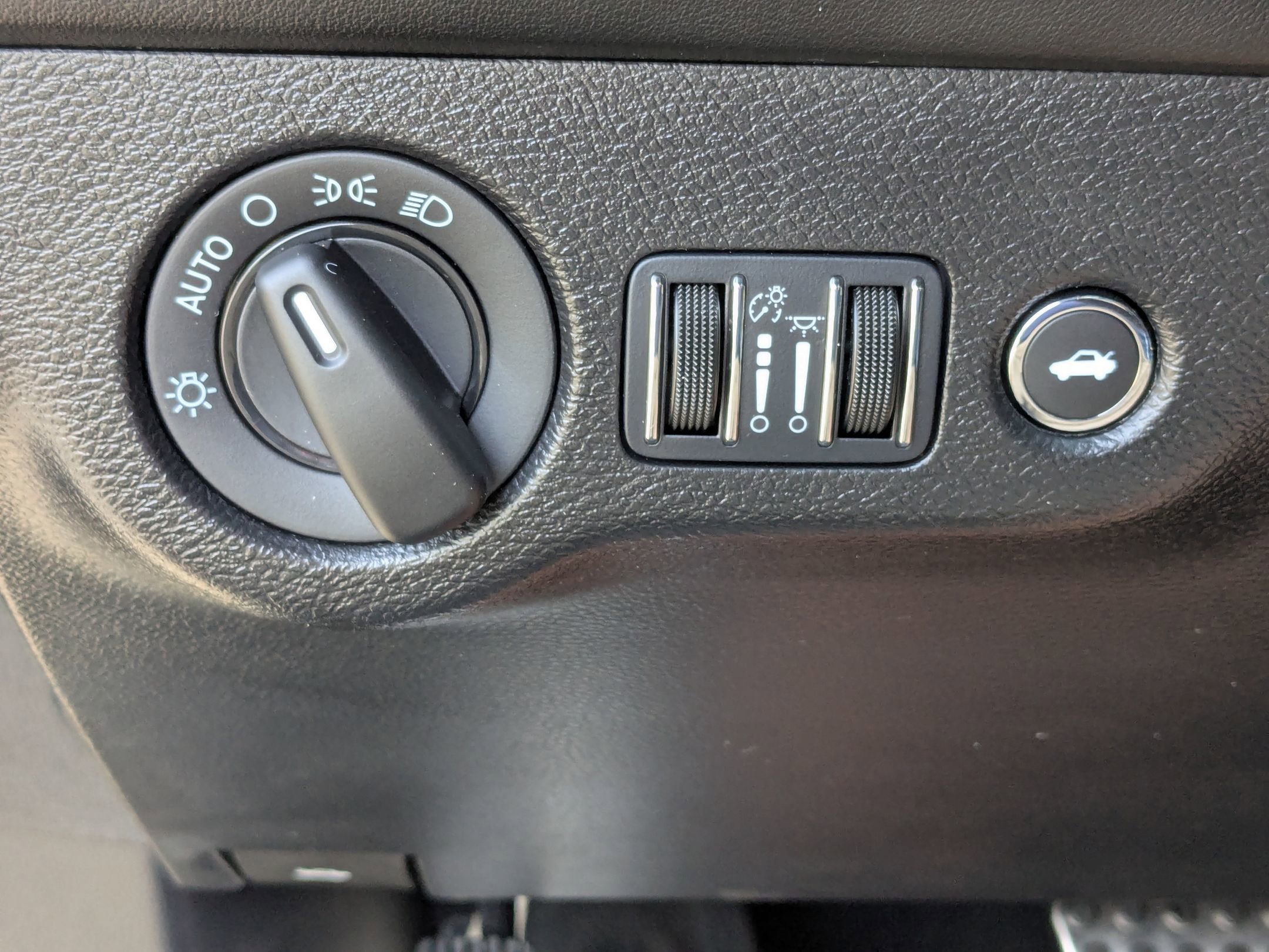 Used 2023 Dodge Challenger R/T Scat Pack RWD image 18