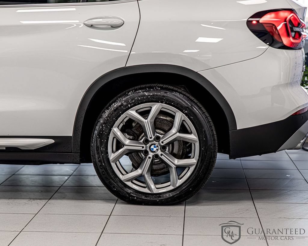 Used 2024 BMW X3 xDrive30i w/ Premium Package AWD/4WD image 8