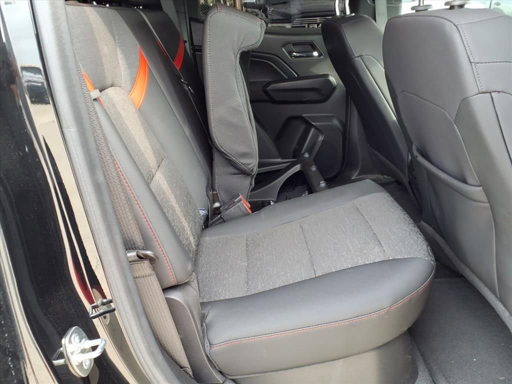 Used 2023 Chevrolet Colorado Z71 w/ Z71 Convenience Package 2 image 6