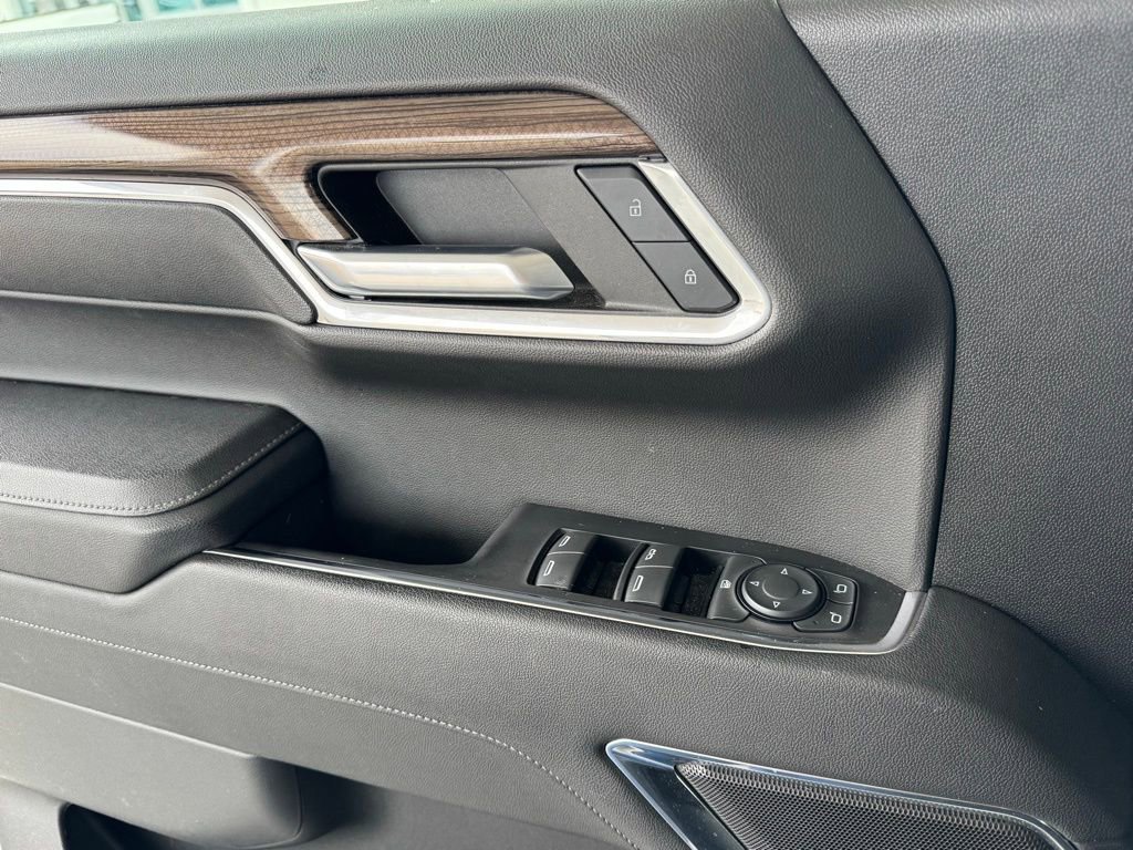 Used 2023 Chevrolet Silverado 1500 LT w/ Z71 Off-Road Package image 35