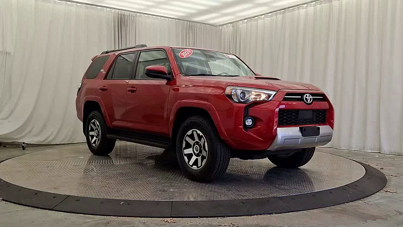 Certified 2024 Toyota 4Runner TRD Off-Road AWD/4WD image 5