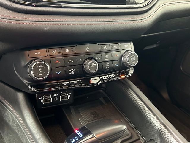 Used 2022 Dodge Durango R/T image 32