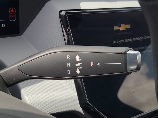 New 2027 Chevrolet Bolt LT FWD image 31