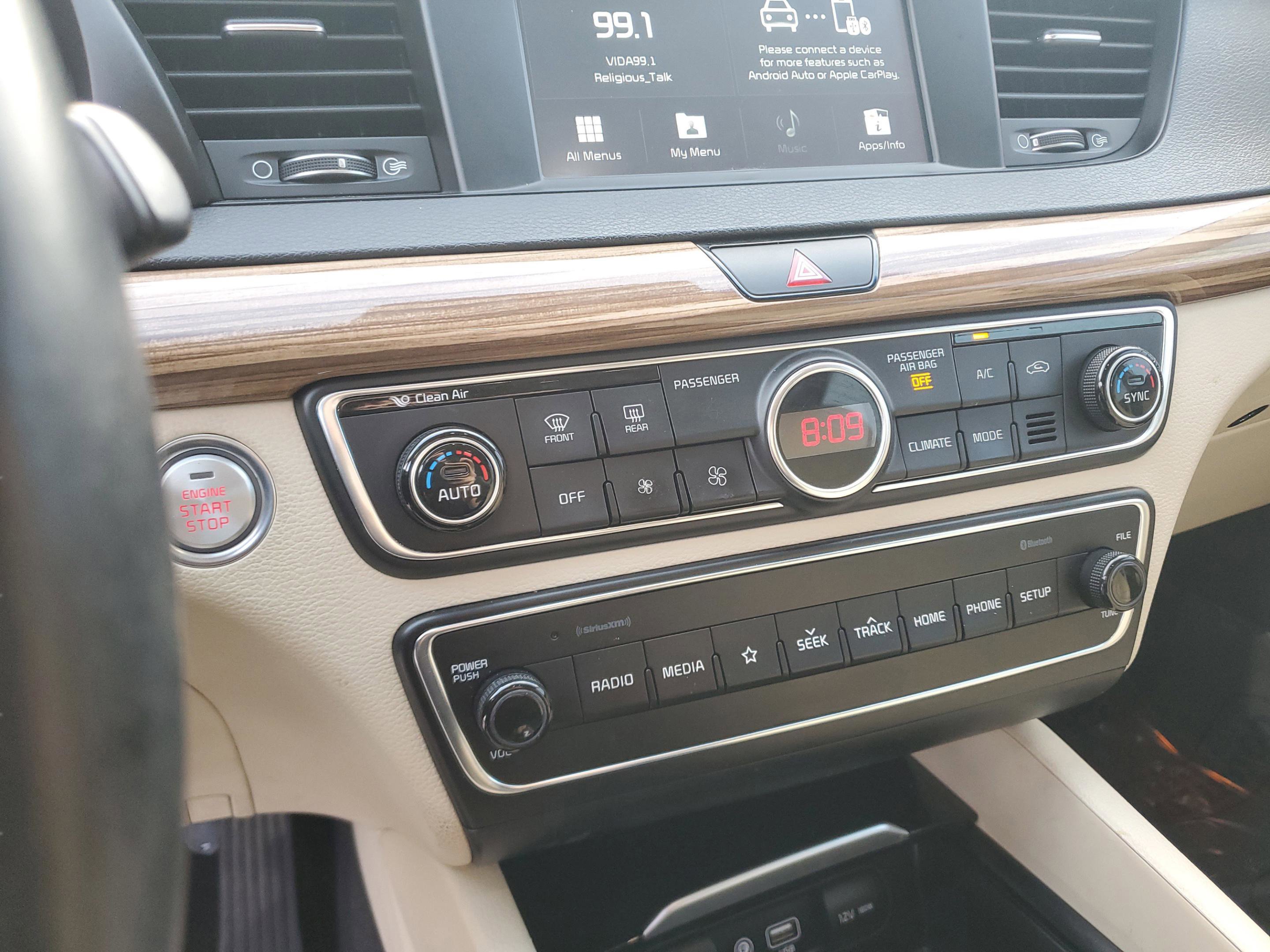 Certified 2019 Kia Cadenza Premium image 20