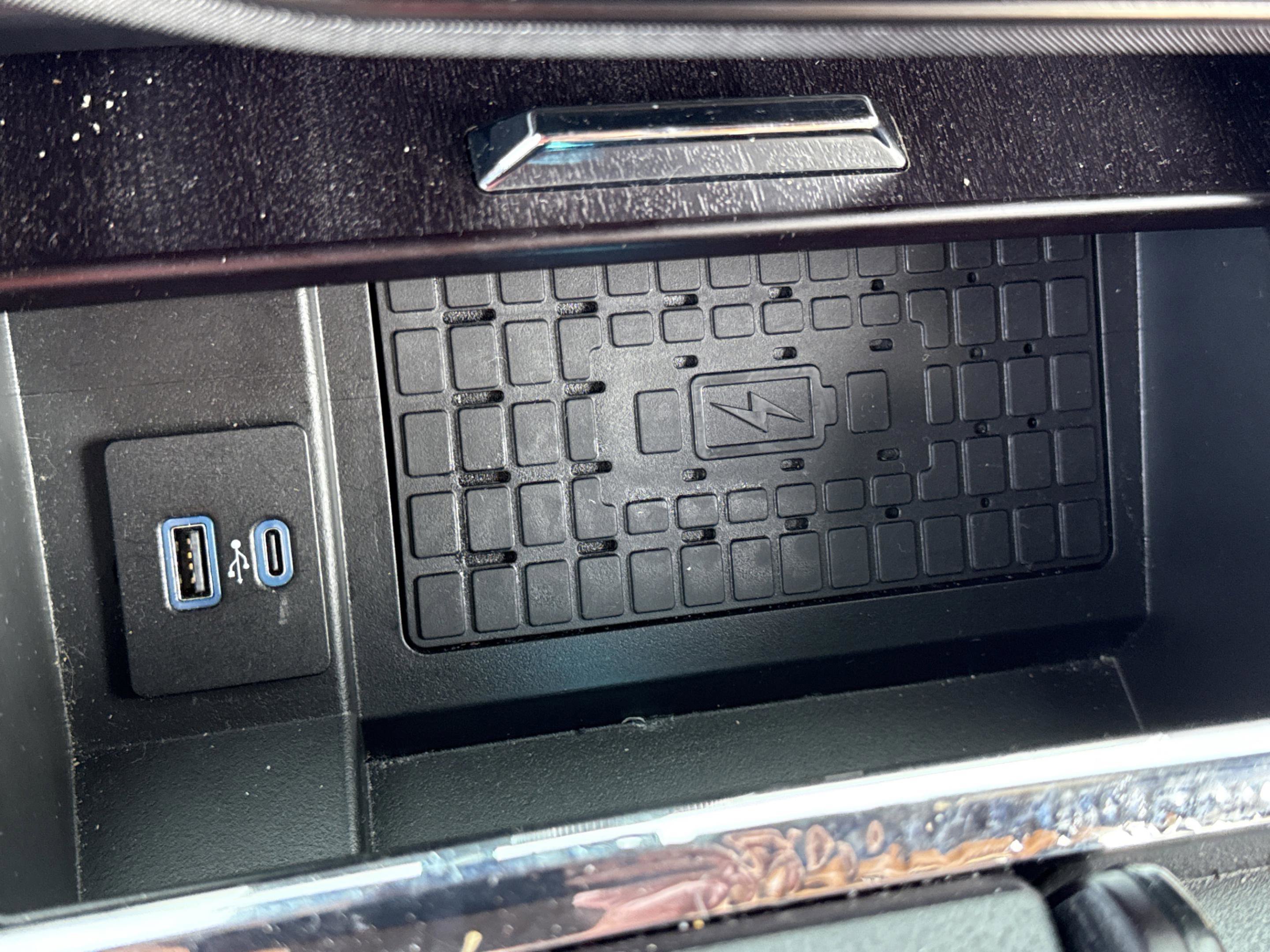 Used 2022 Ford Expedition Platinum AWD/4WD image 17