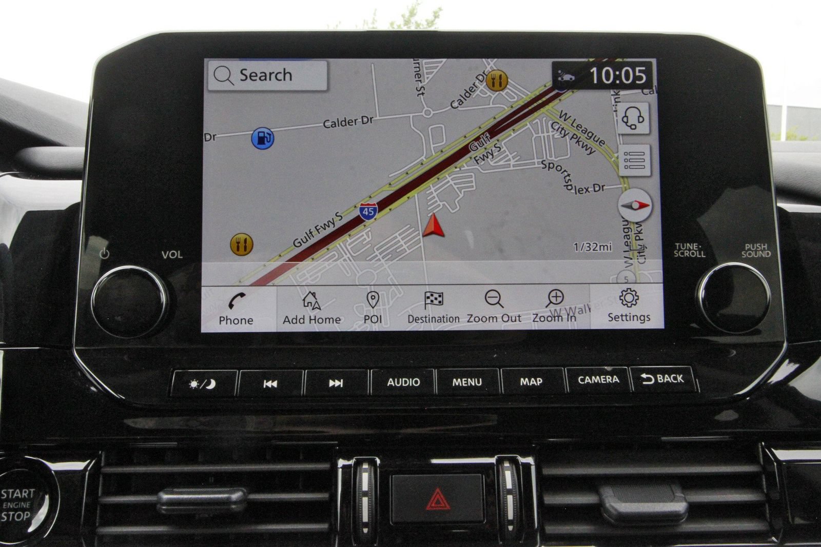 Certified 2025 Nissan Pathfinder Platinum AWD/4WD image 27