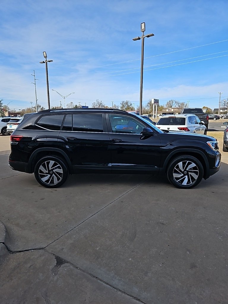 New 2026 Volkswagen Atlas SE image 4