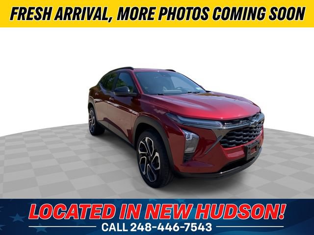 Used 2024 Chevrolet Trax RS FWD image 4