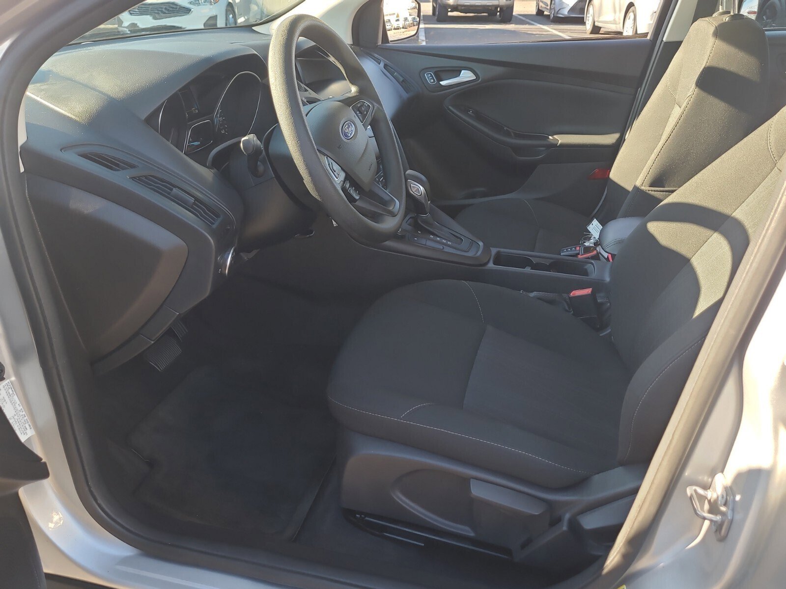 Used 2018 Ford Focus SE image 13