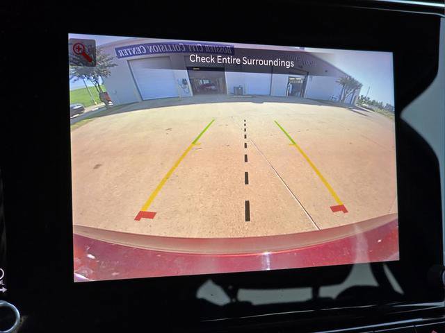 Used 2022 Jeep Wagoneer Series III w/ Premium Group I AWD/4WD image 8