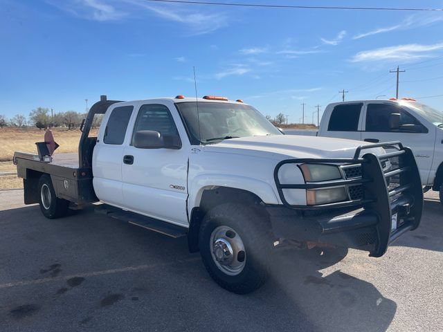 Used 2005 Chevrolet Silverado 3500 LS w/ Skid Plate Package AWD/4WD image 3
