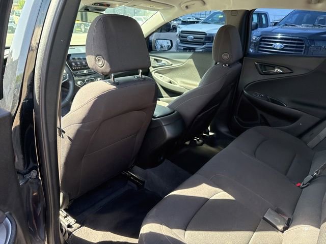 Used 2024 Chevrolet Malibu RS FWD image 25