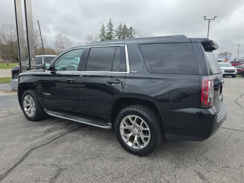 Used 2015 GMC Yukon SLT w/ HD Trailering Package AWD/4WD image 4