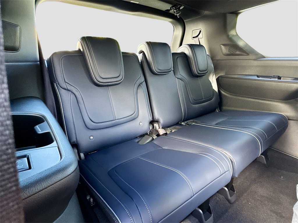 New 2026 INFINITI QX80 4WD w/ Sport Exterior Package image 29