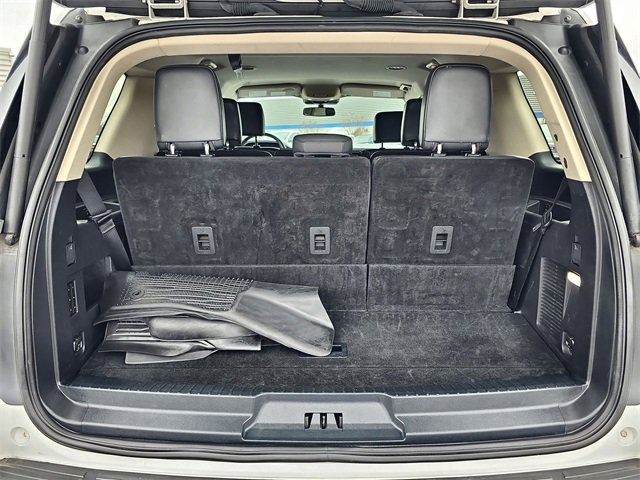 Used 2024 Ford Expedition XLT image 16
