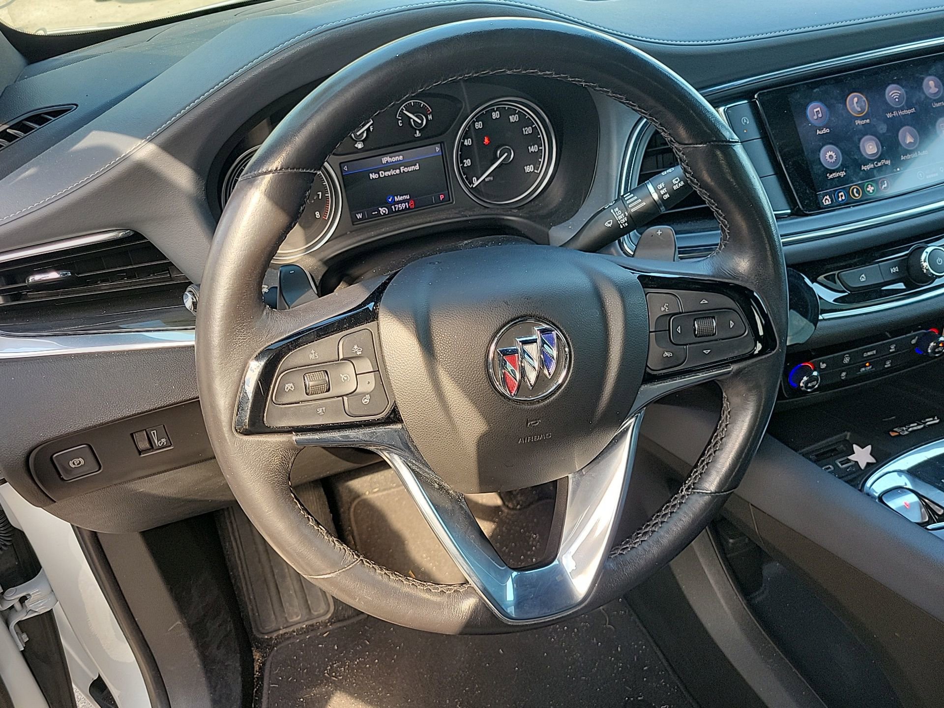 Used 2023 Buick Enclave Essence image 32