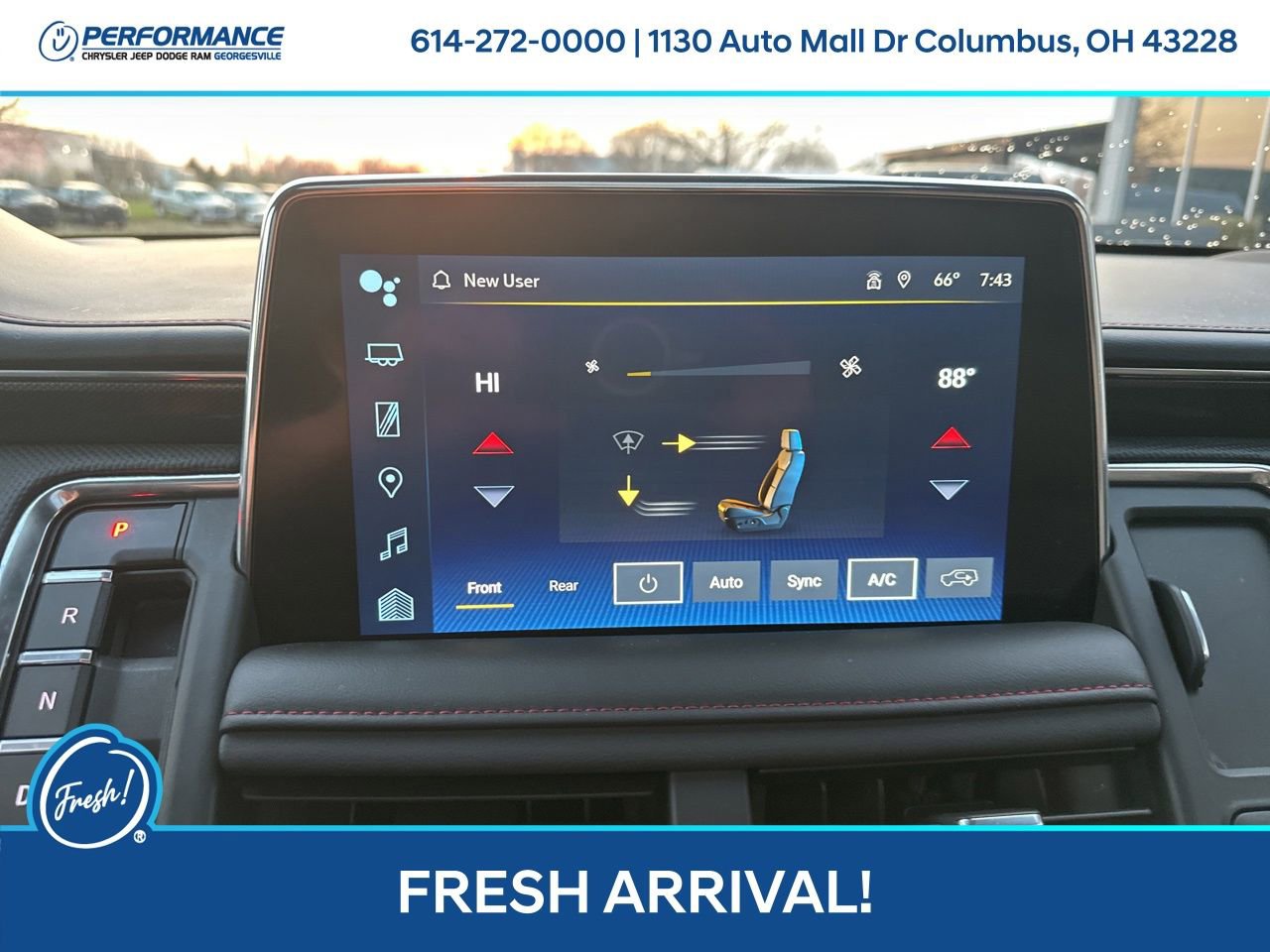 Used 2024 Chevrolet Suburban RST w/ Luxury Package image 21