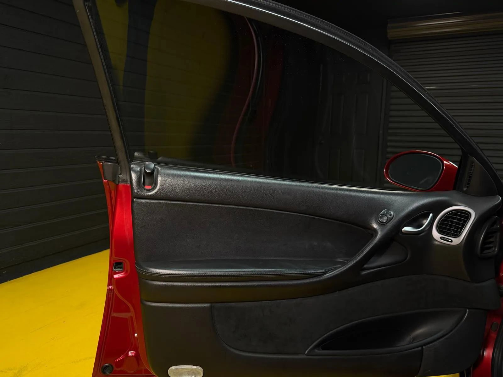 Used 2006 Pontiac GTO image 17