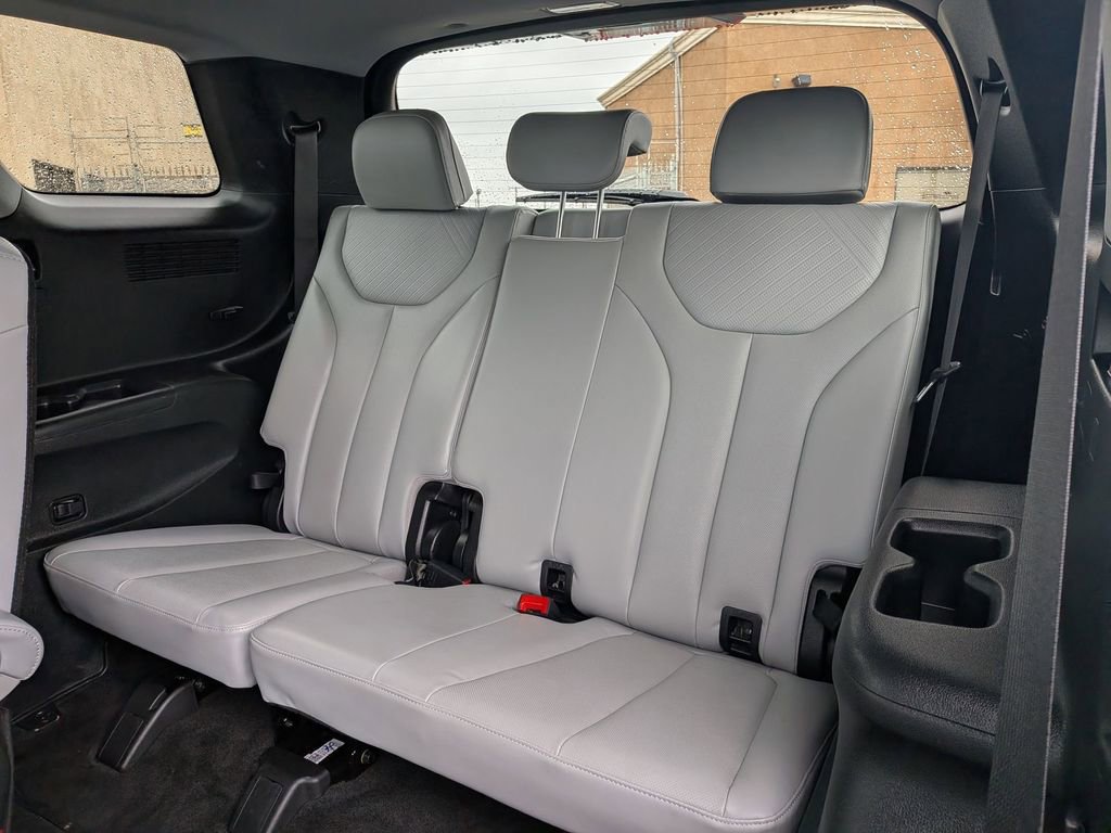 Used 2025 Hyundai Palisade SEL image 28