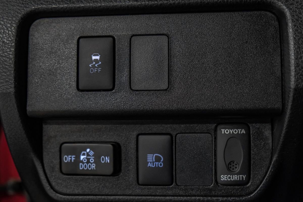 Used 2021 Toyota Tacoma SR image 26